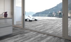 Sàn LVT keo dán có sử dụng được ngoài trời không?